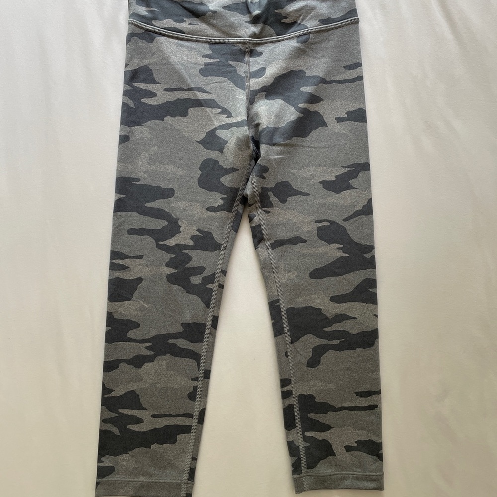 Athleta Girl Chit Chat Capri